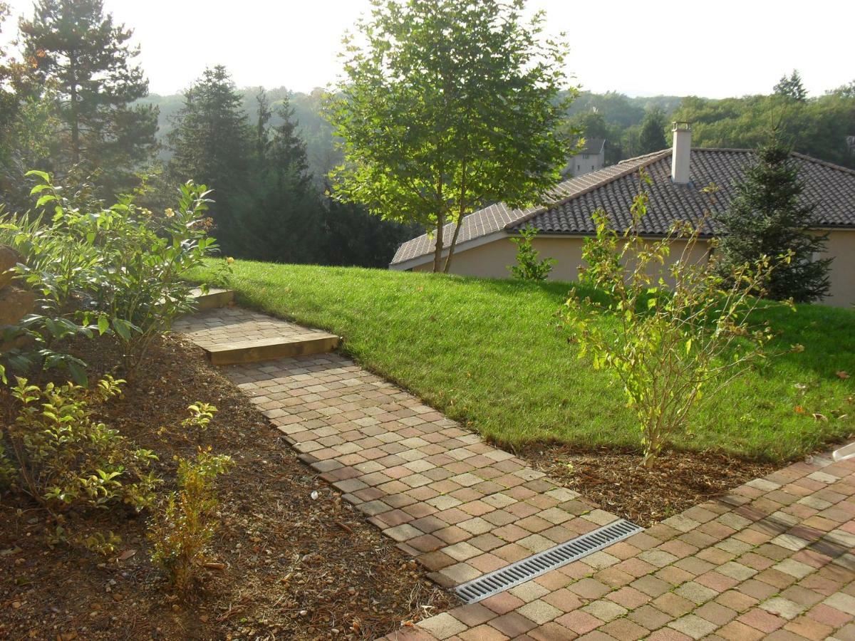 Appartement Dans Propriete Calme En Pleine Nature Charbonnières-les-Bains Eksteriør billede